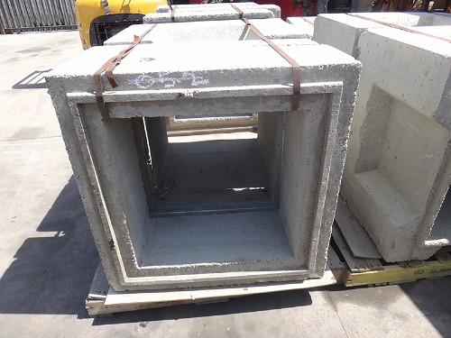 CONCRETE STORM TRAP FORMS SEWER & WATER EQUIPMENT - Los Angeles