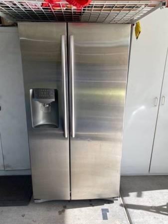 Samsung stainless steel side by side 28cuft - Los Angeles