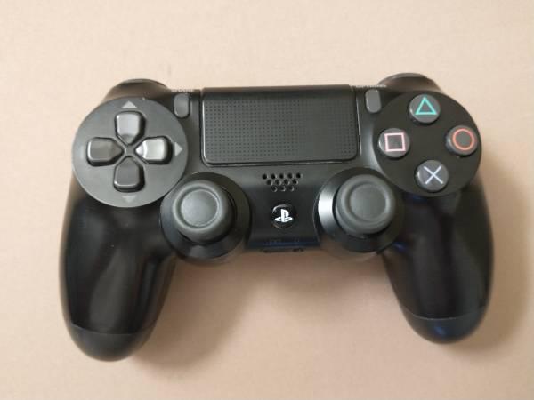 Sony PS4 Controller with charging cable - Los Angeles